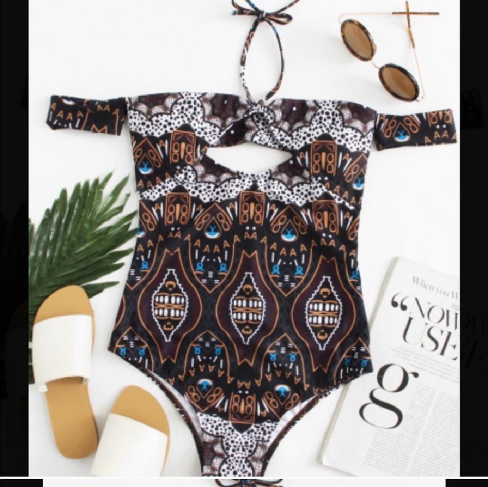 Reposhing bathing suit..top too small for me.